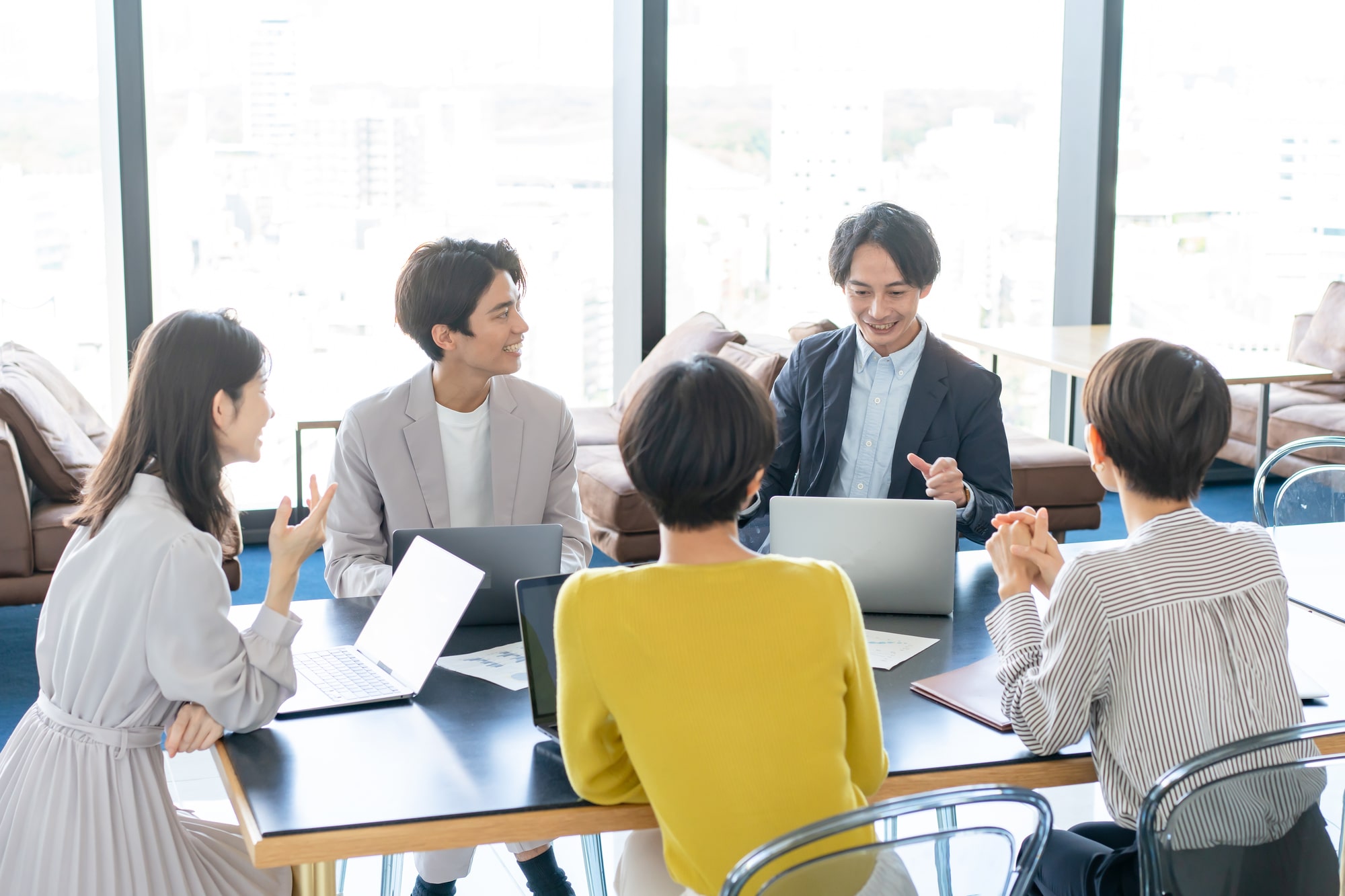 pixta_99269094_M-min