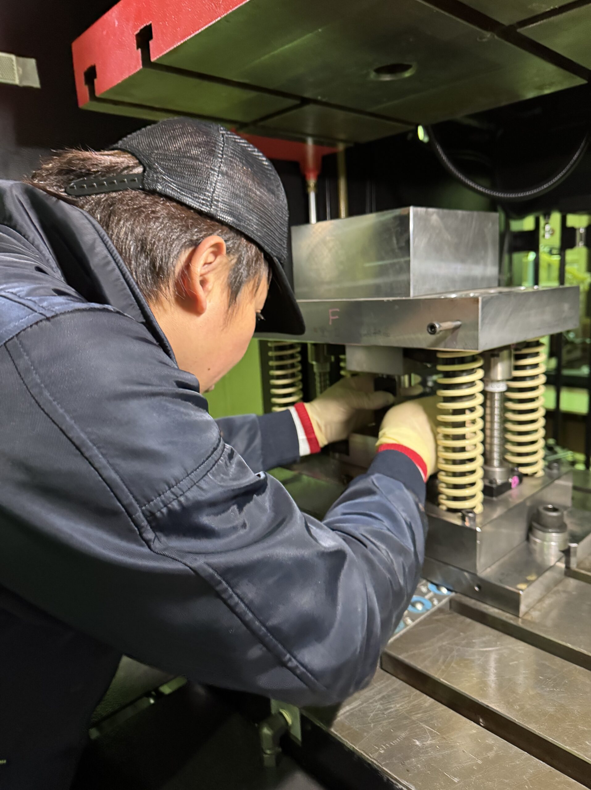 5F6D9B65-71F3-4AEC-A5B3-54B91650B609